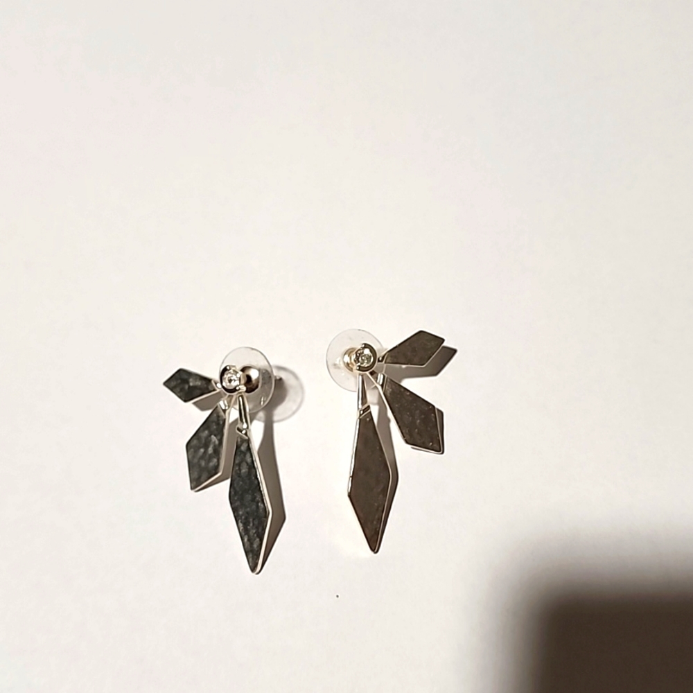 Kendra Scott silver earings